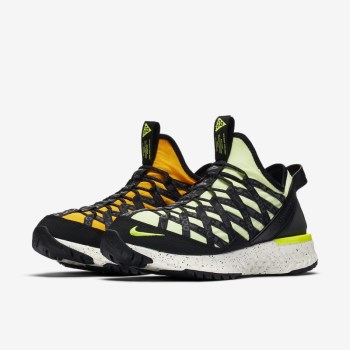 Nike ACG React Terra Gobe - Férfi Utcai Cipő - Arany